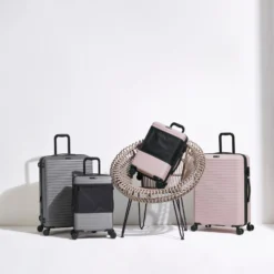 Attuned - Cabin (Charcoal) -IT Luggage Store 23 f1f3161a 7947 4232 8b9d 9a04a44b21a9