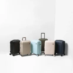 IT Luggage Spontaneous II - Cabin With Pocket (Blue Glow) -IT Luggage Store 2 7d54b80e fdca 4abe a7d8 23975cabe4b3