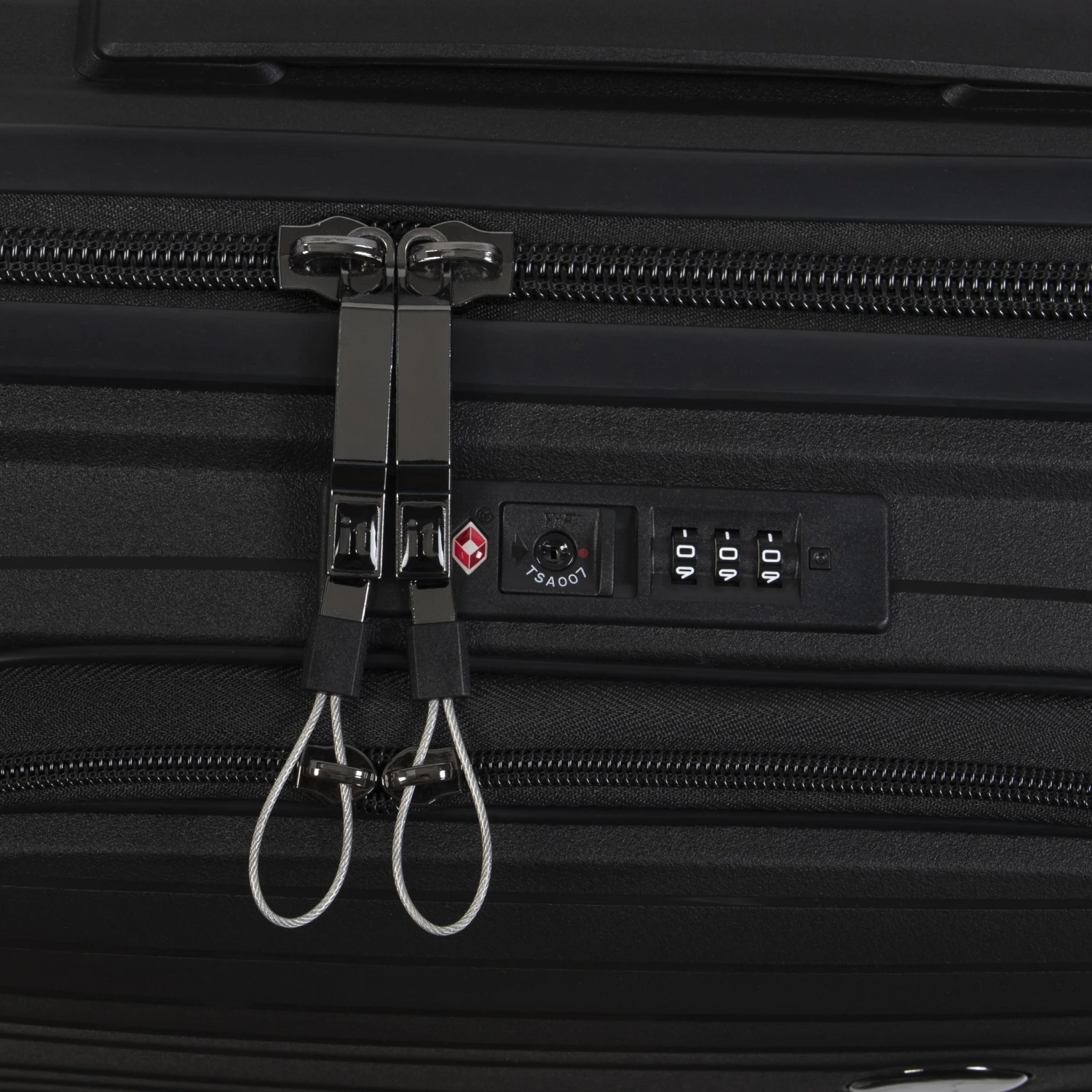 IT Luggage Spontaneous II - Cabin With Pocket (Black) 6 IT Luggage Spontaneous II - Cabin With Pocket (Black) - Image 6
