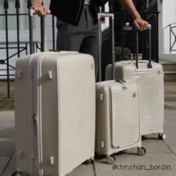 IT Luggage Spontaneous - Large (Feather Grey) -IT Luggage Store 4 8c336c8e 8536 409f bc9b 272302b752d0