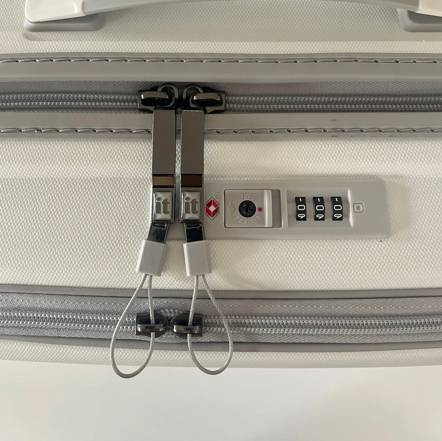 IT Luggage Momentous - Cabin (Pumice Stone) 5 IT Luggage Momentous - Cabin (Pumice Stone) - Image 5